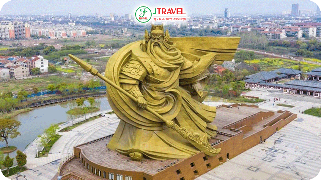 Quan Công cao 58m - Một trong những công trình điêu khắc ấn tượng nhất Trung Quốc