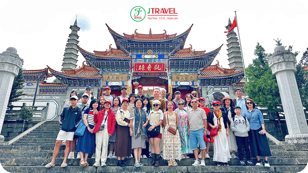 Điểm mạnh nhất của J Travel trên tuyến Vân Nam là chuyến bay charter thẳng