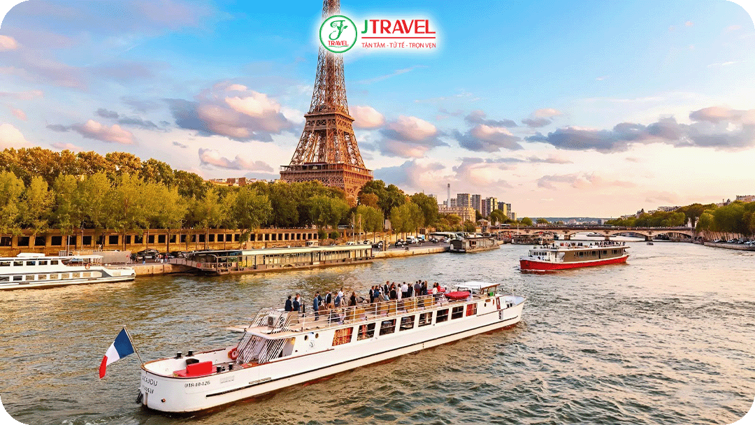 Dòng sông Seine yên bình trong sắc thu vàng – trải nghiệm Paris nhẹ nhàng và thơ mộng