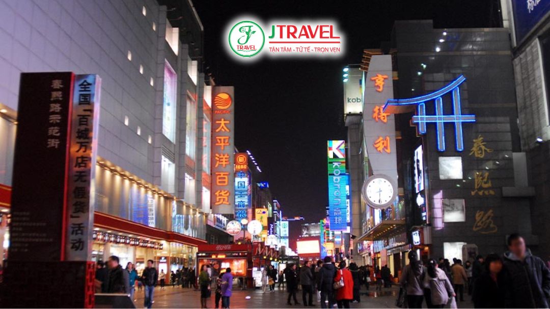 Khu Chunxi Road nhộn nhịp