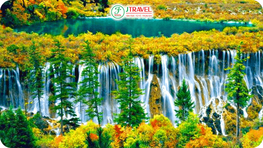 Thác Trân Châu - Vẻ đẹp đắm say khách du lịch Cửu Trại Câu