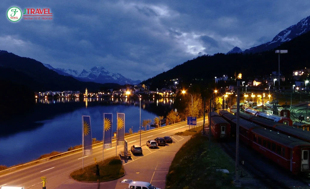 Thị trấn St. Moritz Thụy Sĩ – khu nghỉ dưỡng sang trọng bậc nhất châu Âu