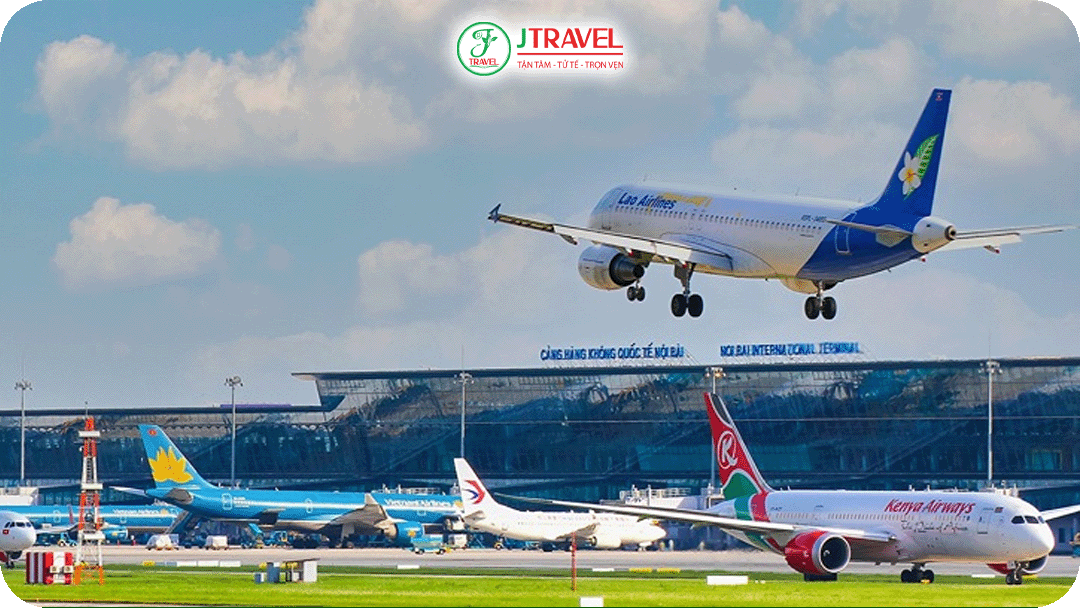 Du khách có thể di chuyển đến Tây Nguyên bằng máy bay từ sân bay Nội Bài