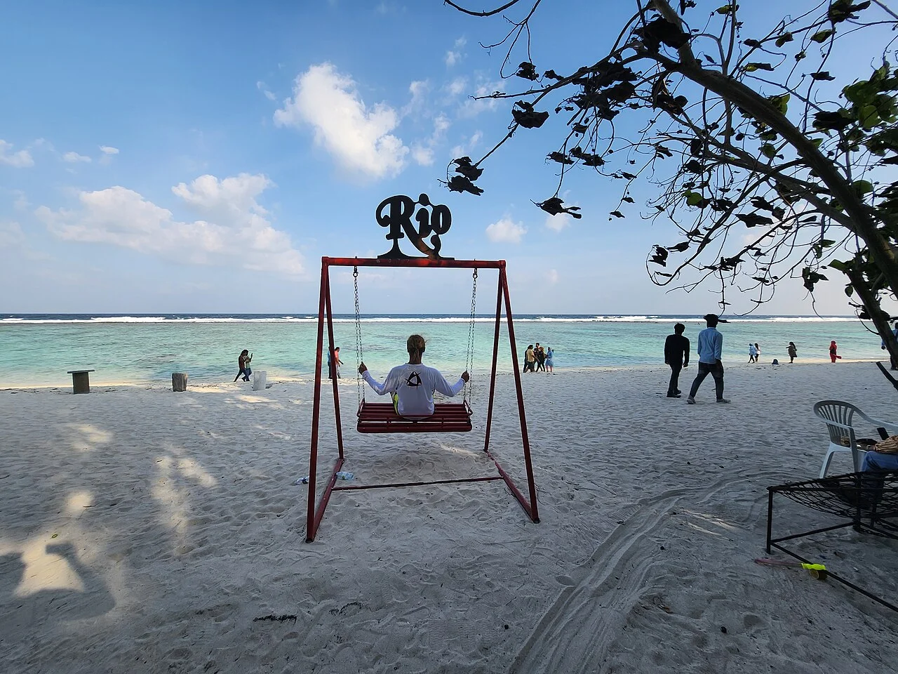 Bãi biển công cộng ở Hulhumalé, gần sân bay Velana