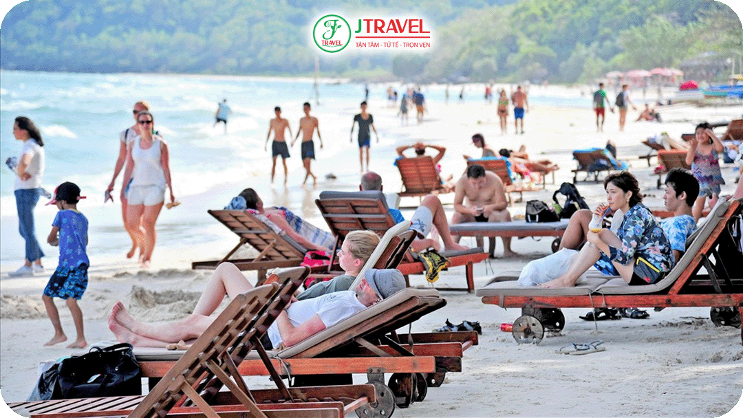 Lượng du khách quốc tế đến Phú Quốc ngày càng đông