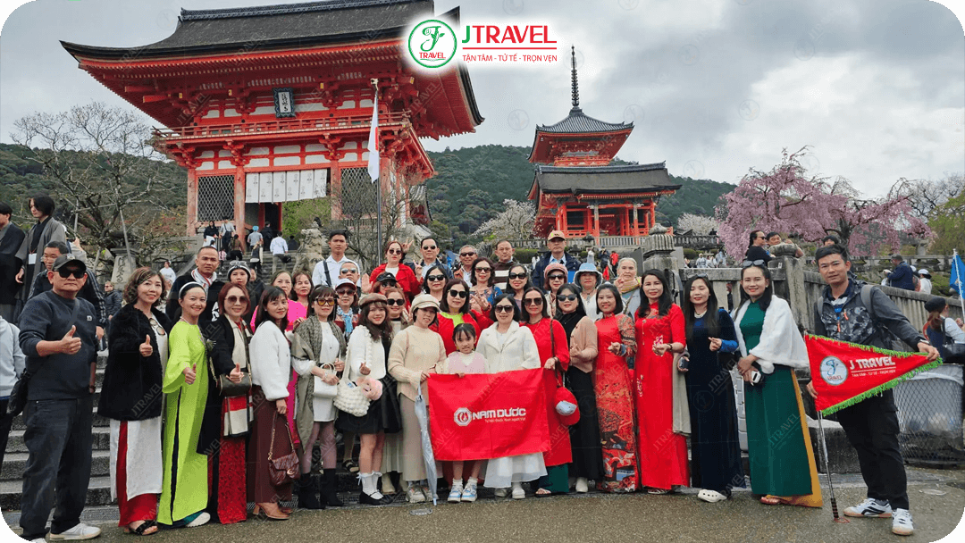 JTRAVEL đồng hành cùng đoàn Nam Dược trong chuyến du lịch Nhật Bản