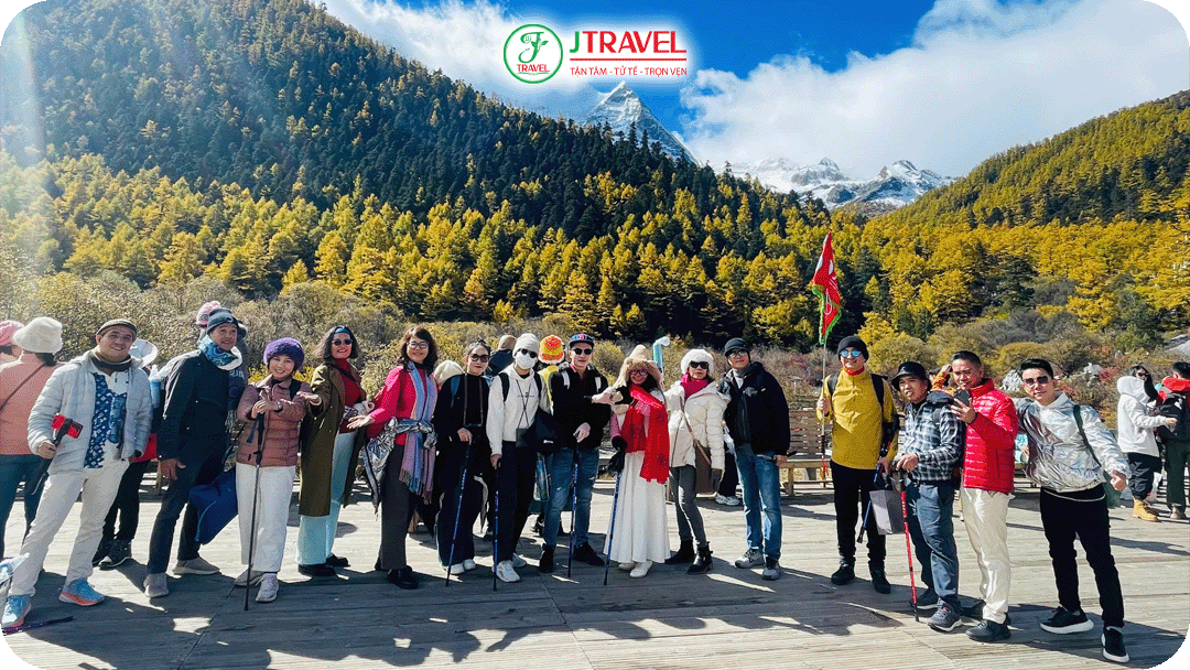 Du lịch Á Đinh cùng công ty tổ chức tour Á Đinh uy tín J Travel