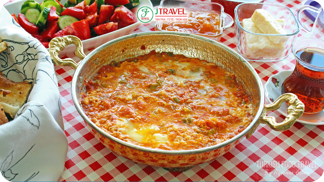 Menemen – trứng chiên cà chua đặc sản Thổ Nhĩ Kỳ