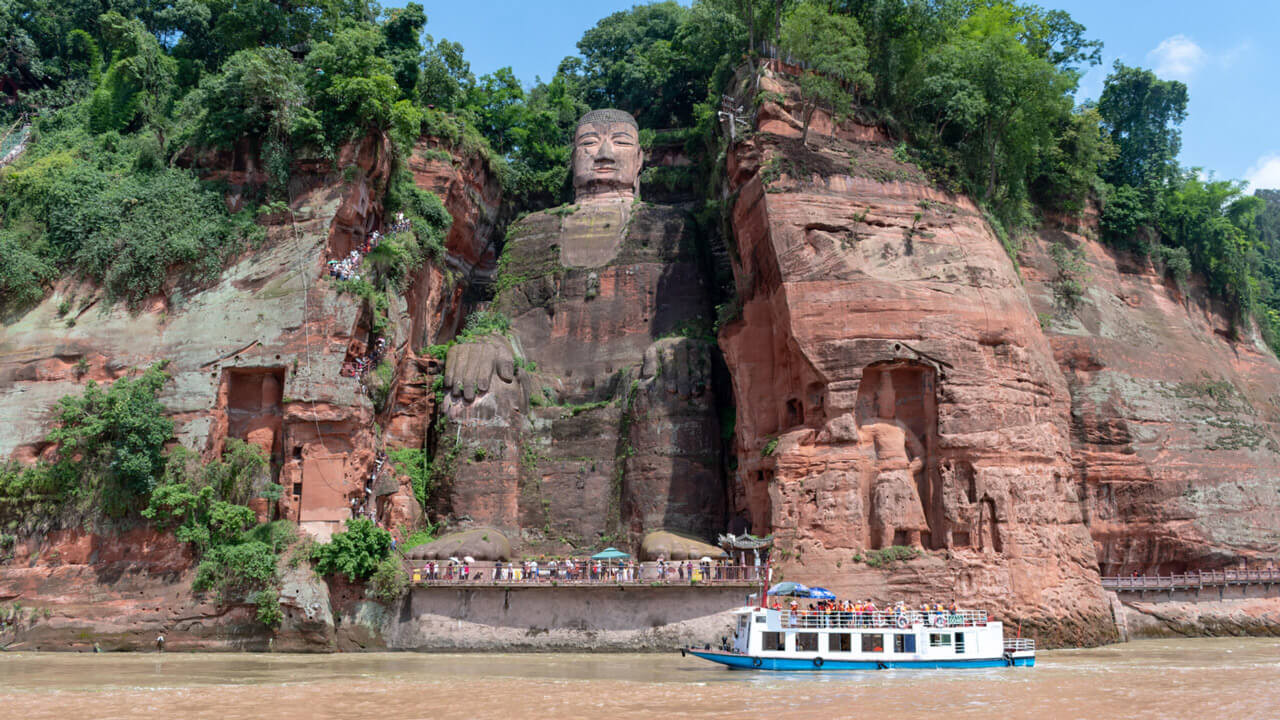 Tour Trung Quốc: Thành Đô – Cửu Trại Câu – Lạc Sơn – Công Viên Gấu Trúc