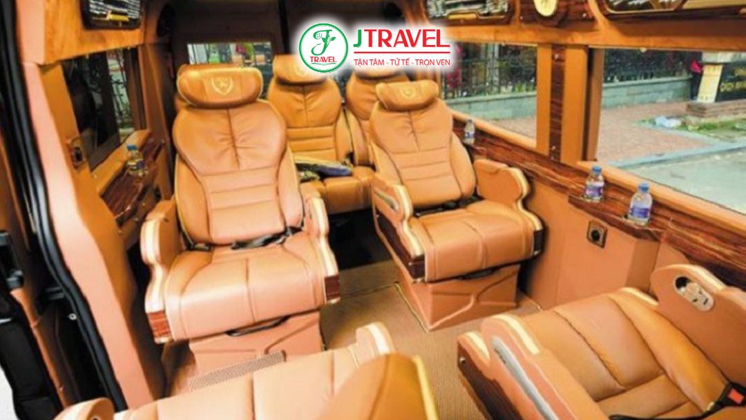 Xe Limousine phương tiện phổ biến khi di chuyển từ Hà Nội