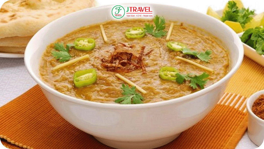 Haleem - Món cháo đặc biệt làm từ lúa mì, đậu lăng và thịt