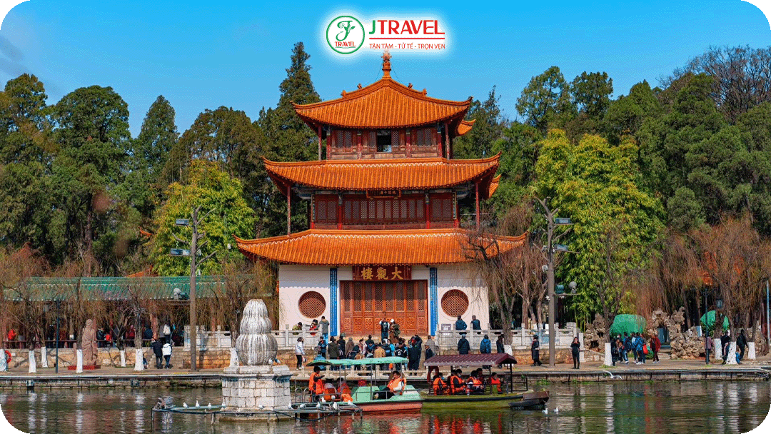 Đại Quan Lầu – chứng nhân lịch sử giữa lòng thành phố mùa xuân