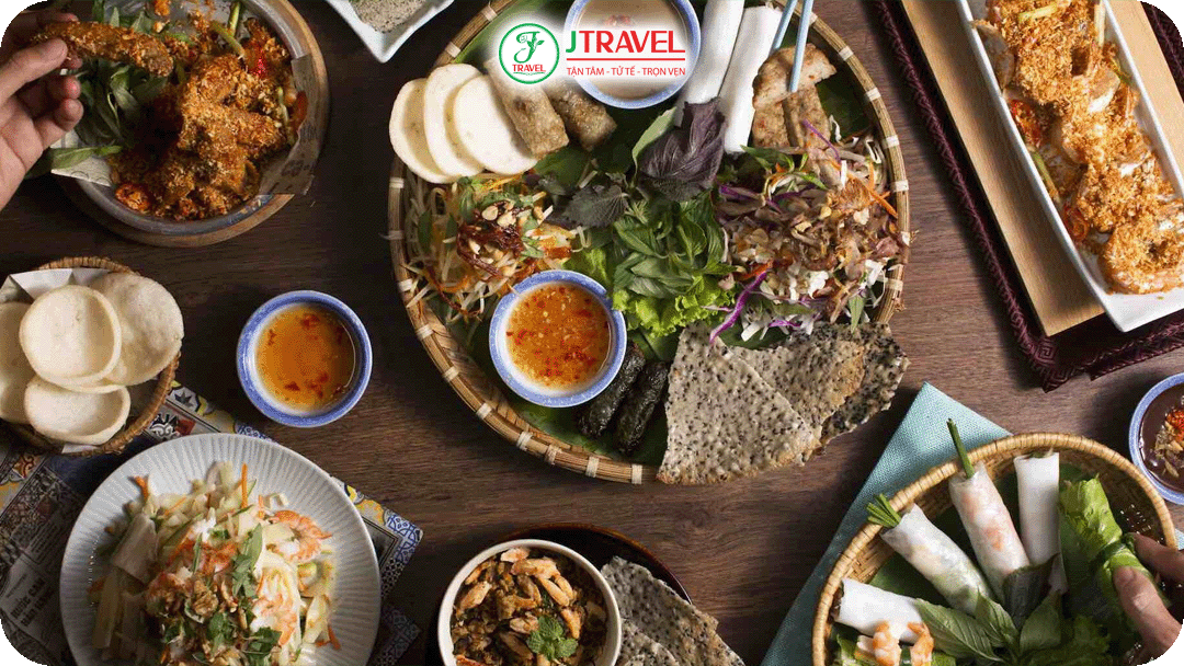 Ẩm thực Nha Trang đặc sắc khiến bạn lưu luyến