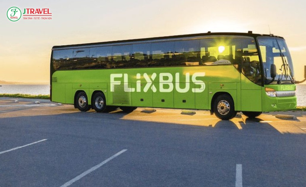 FlixBus chạy nối các thành phố Đông Âu