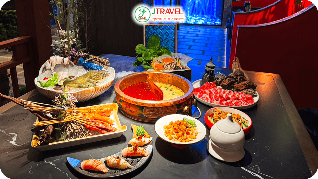 Thưởng thức lẩu cay Tứ Xuyên tại Thái Cổ Lý