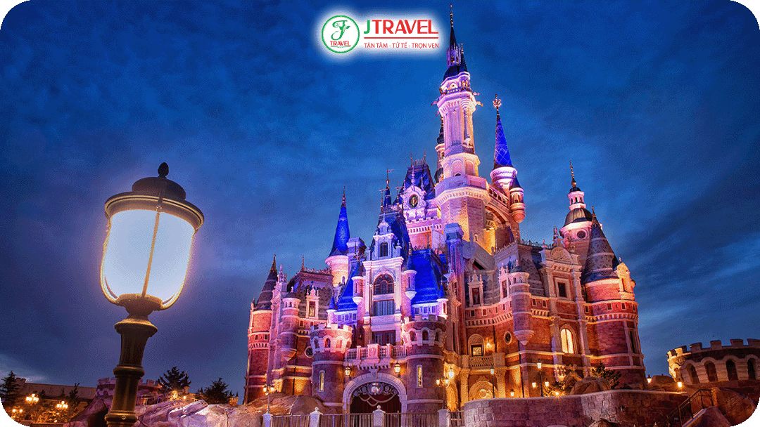 Fantasyland là khu vực mang “linh hồn” của Disney