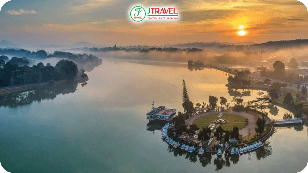 Hồ Xuân Hương – trái tim của thành phố Đà Lạt