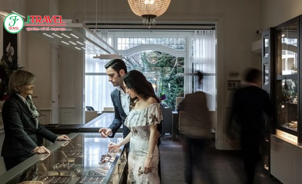 Xưởng chế tác kim cương Coster Diamond