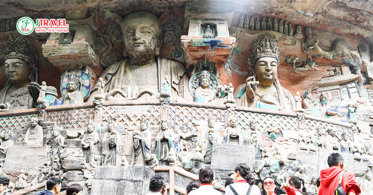 Núi Thạch Triện (Shizhuanshan) được khắc từ đầu thế kỷ 12