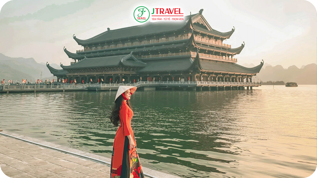 Chùa Tam Chúc - điểm du lịch tâm linh ấn tượng tại Hà Nam