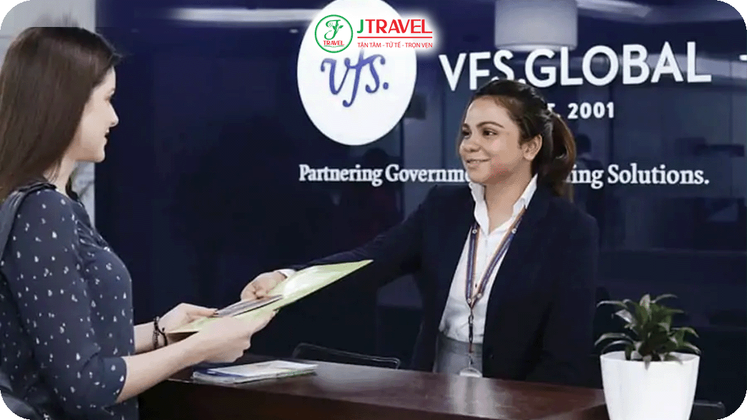 Trung tâm tiếp nhận thị thực VFS