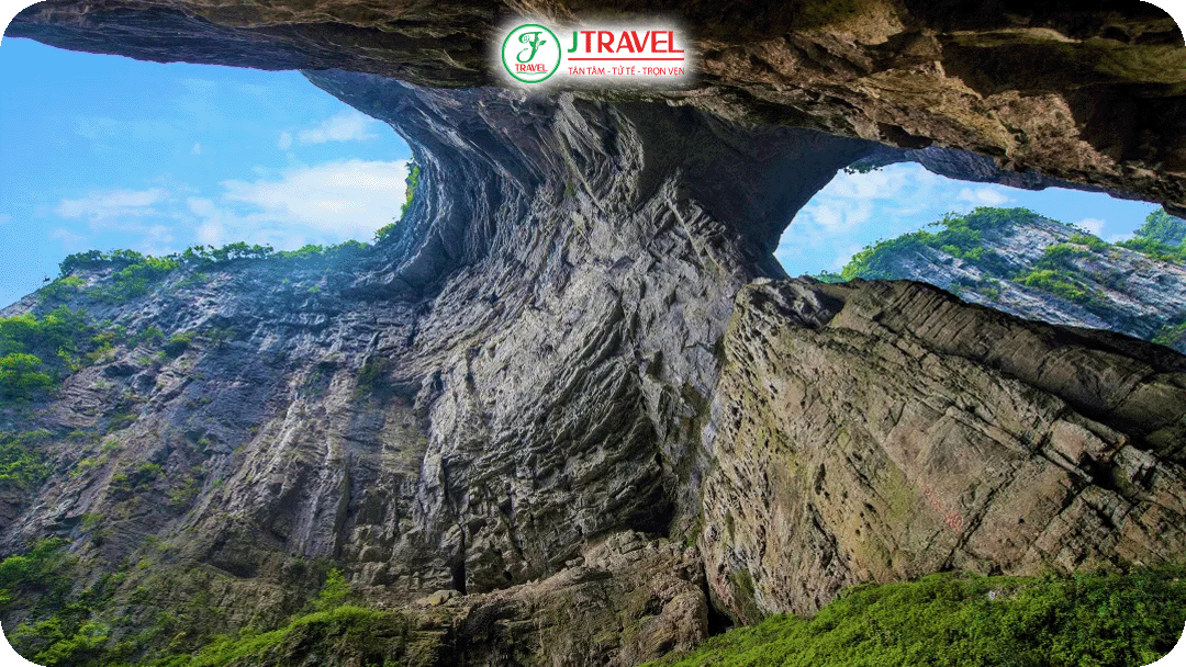 UNESCO công nhận Vũ Long là Di sản Thiên nhiên Thế giới