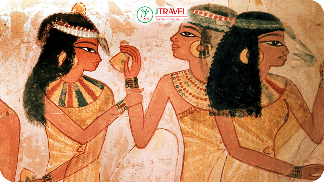 Nước hoa Ai Cập có lịch sử hàng nghìn năm