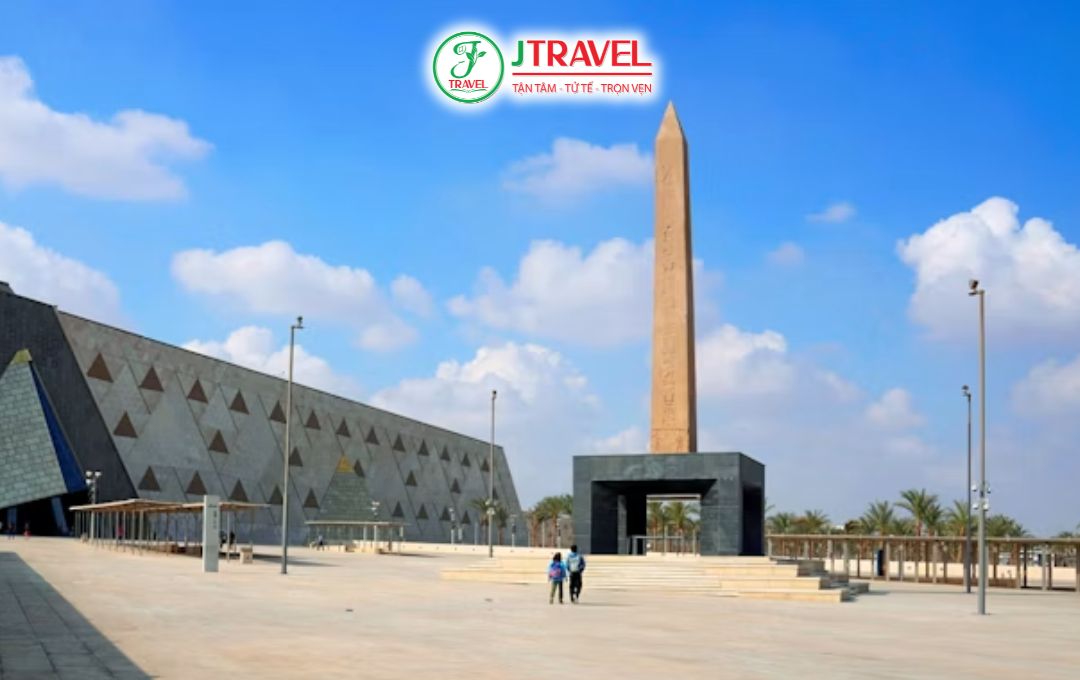 Hanging Obelisk