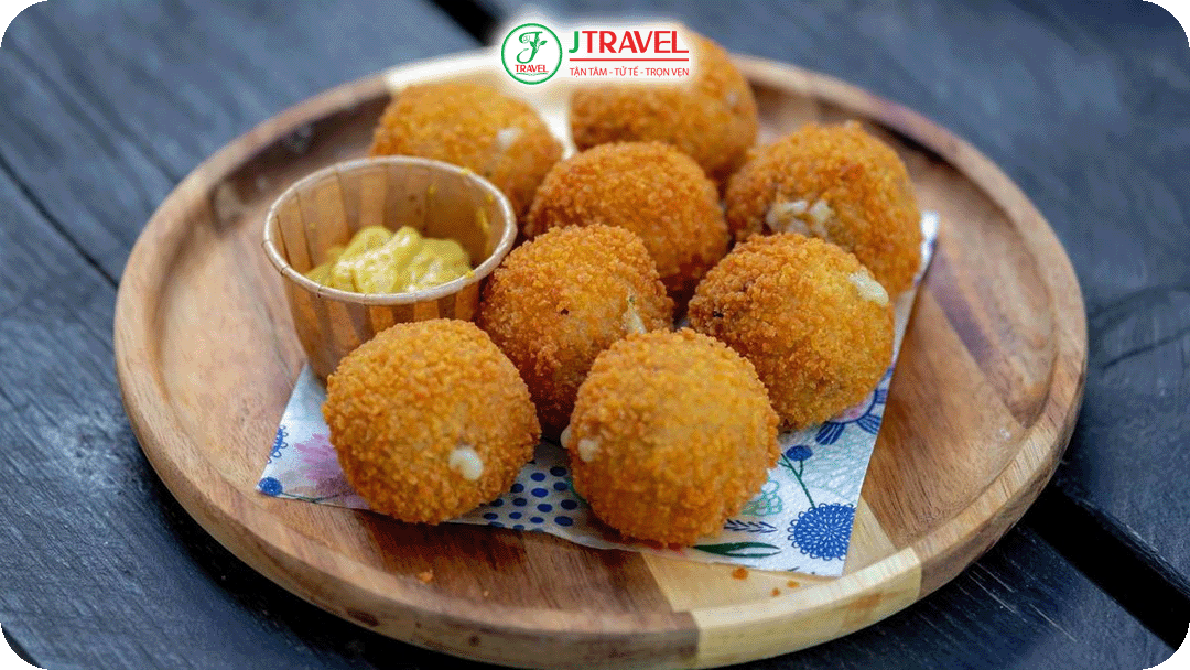 Bitterballen – Viên chiên giòn hấp dẫn'