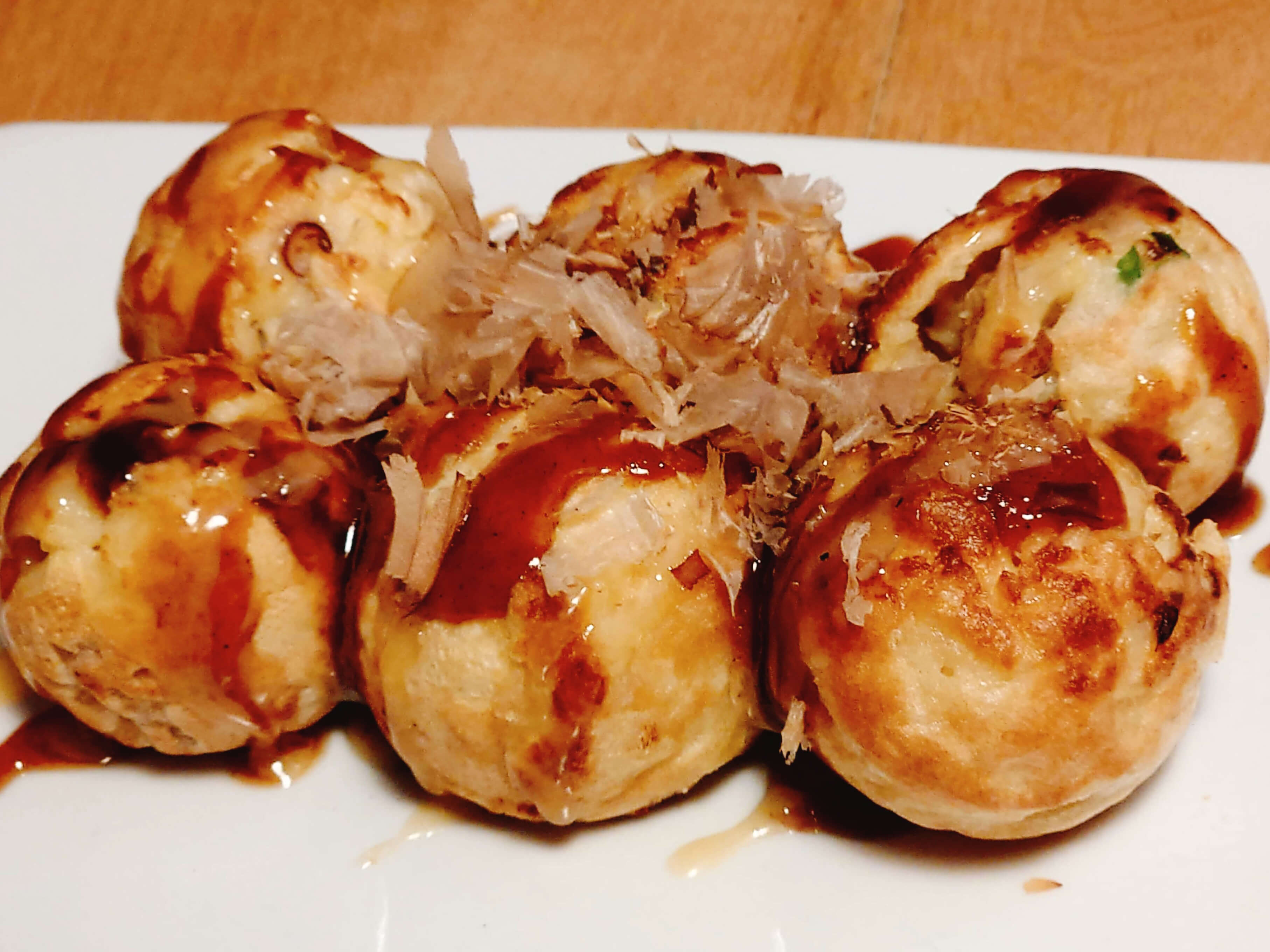 章鱼小丸子 – Zhāng yú xiǎo wán zi (Takoyaki Trung Hoa) (ảnh internet)