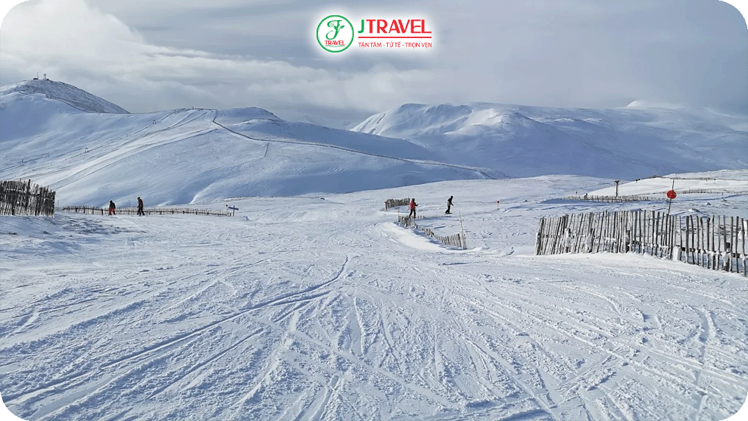 Glenshee có hơn 30 đường trượt cho mọi trình độ