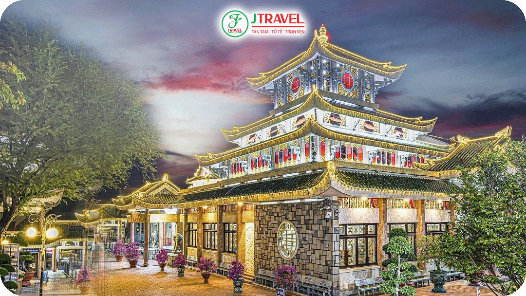 Miếu Bà Chúa Xứ Núi Sam - Điểm đến tâm linh nổi tiếng Châu Đốc