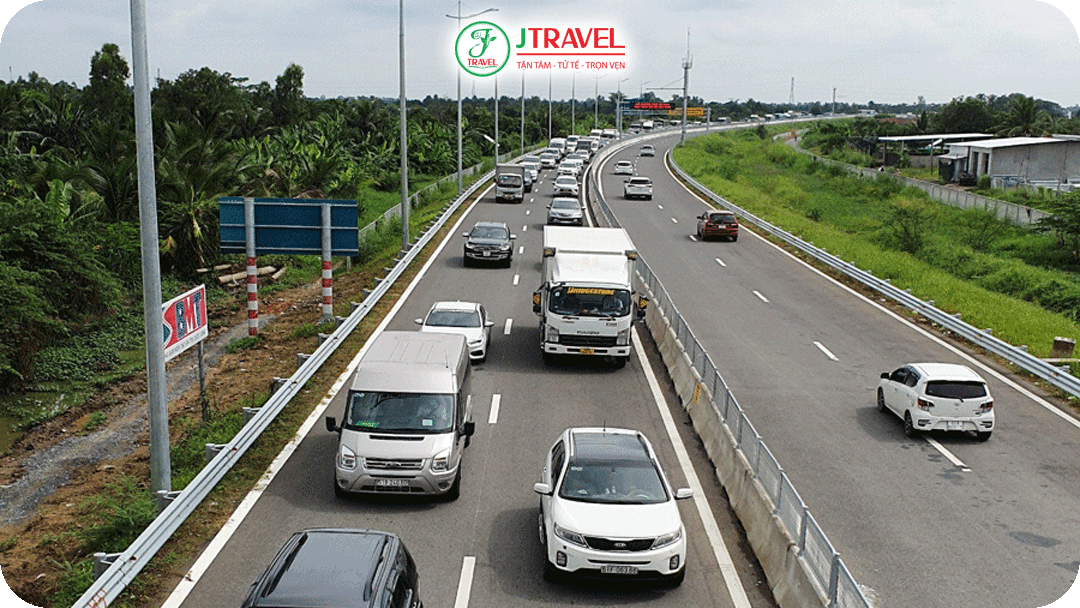 Việc tự lái xe từ TP.HCM đến An Giang cũng khá phổ biến