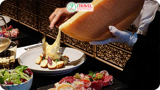 Phô mai chảy – Raclette