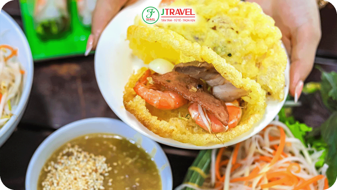 Bánh Khoái – Món ăn khiến vạn người mê ở xứ Huế