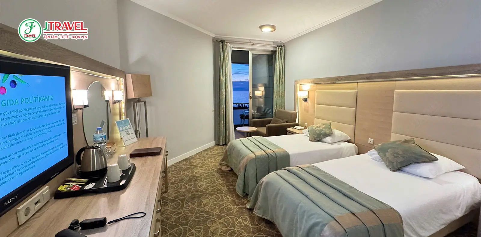 Dịch vụ lưu trú với phòng rộng, view đẹp và tiện nghi hiện đại