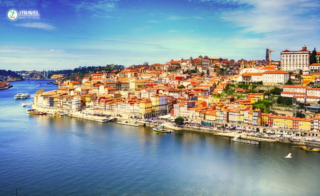 Thời tiết Lisbon ôn hòa, nắng ấm đặc trưng khí hậu Địa Trung Hải