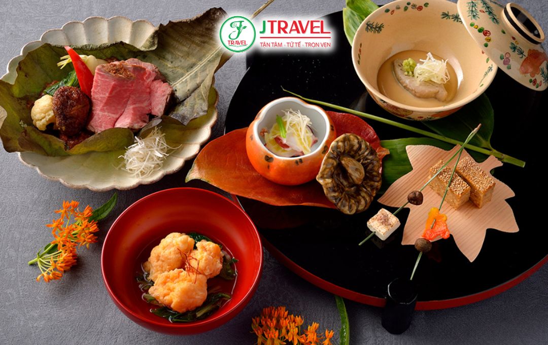 Thưởng Thức Ẩm Thực Mùa Thu