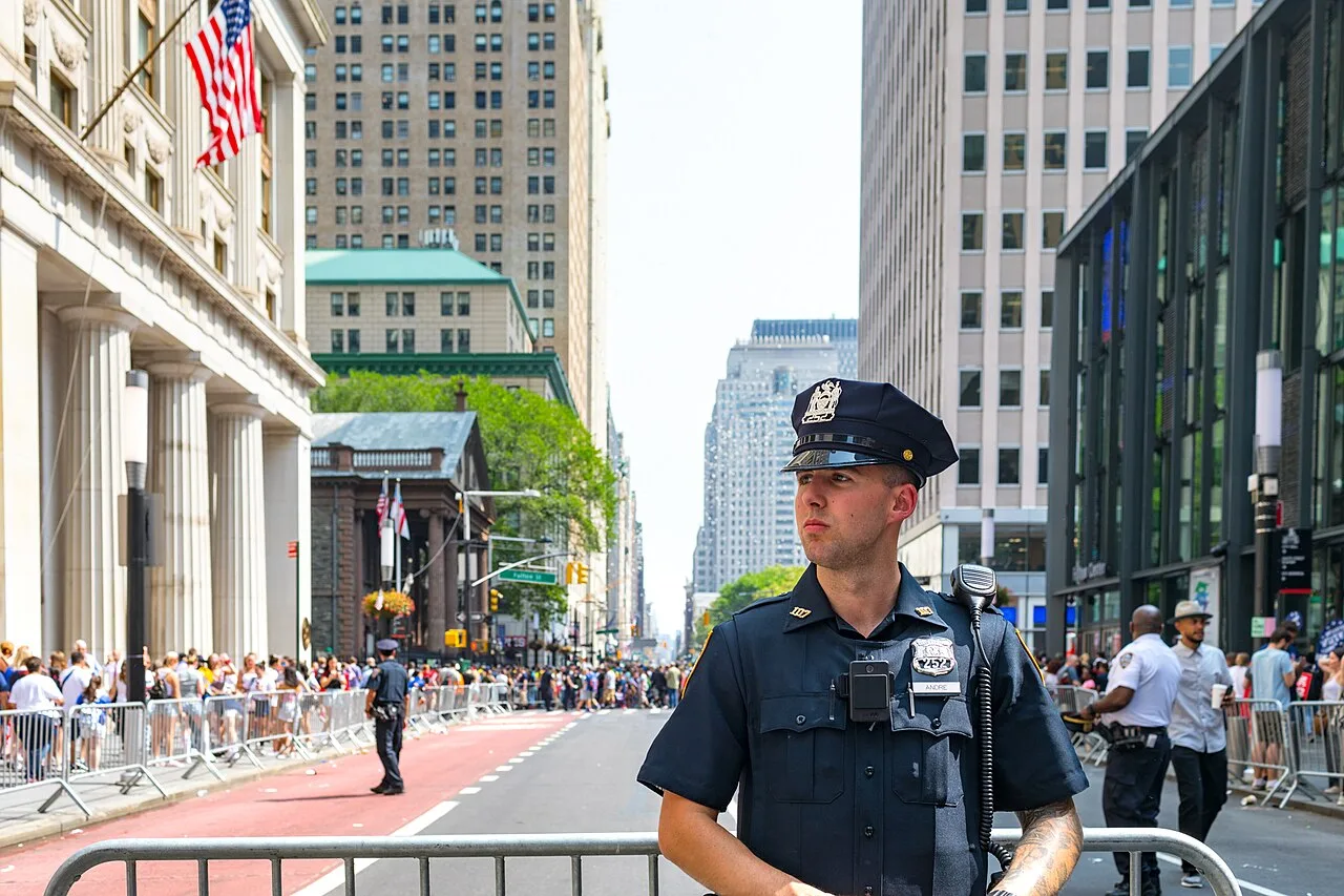 Cảnh sát New York, cách ứng xử khi gặp cảnh sát ở Mỹ