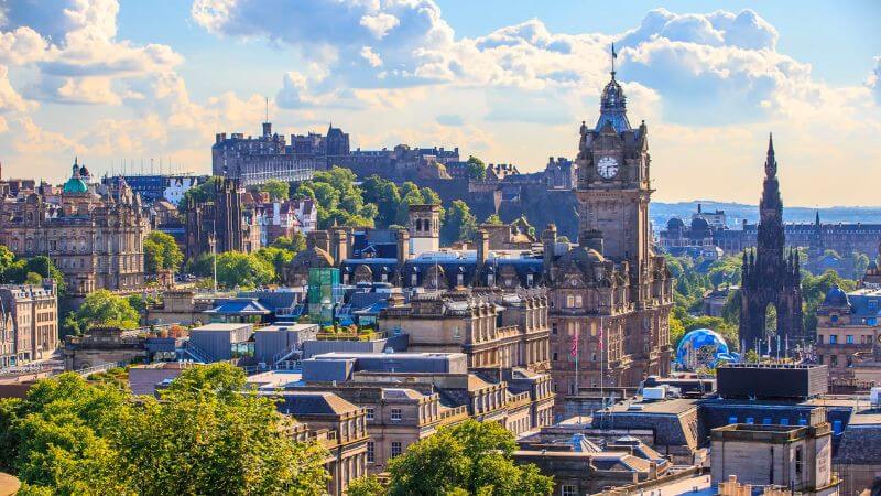 Thành phố cổ Edinburgh - Scotland (ảnh internet)