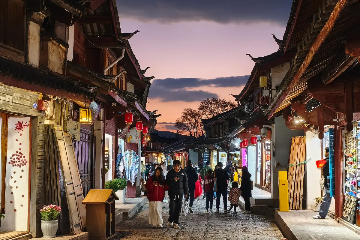 Phố cổ Lệ Giang lúc hoàng hôn