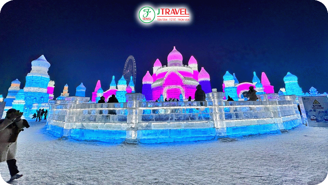 Lễ hội băng đăng nổi tiếng thế giới ở Cáp Nhĩ Tân