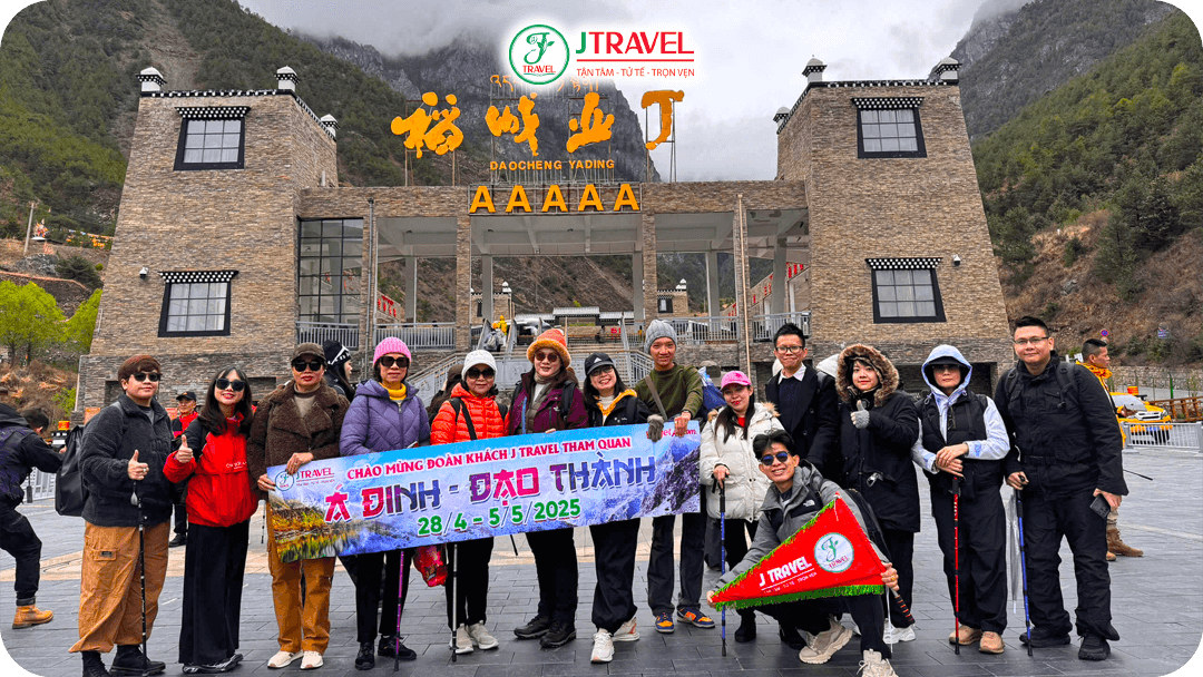 Tour Á Đinh – Đạo Thành – Thành Đô của J Travel