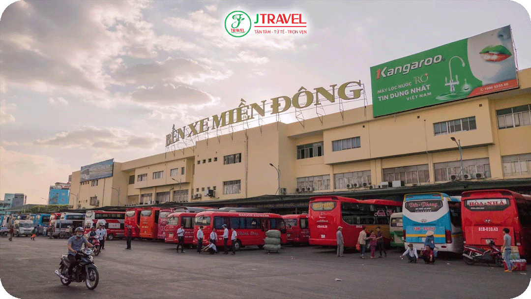Du khách có thể đi tuyến xe khách từ bến xe Miền Đông đến Tây Nguyên