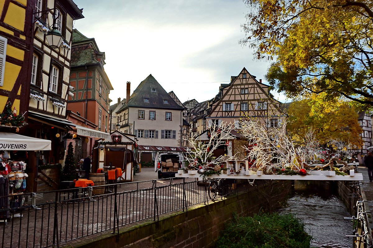 place-de-l-ancienne-douane