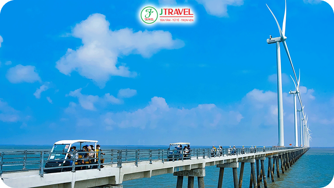 Check-in cánh đồng quạt gió Bạc Liêu