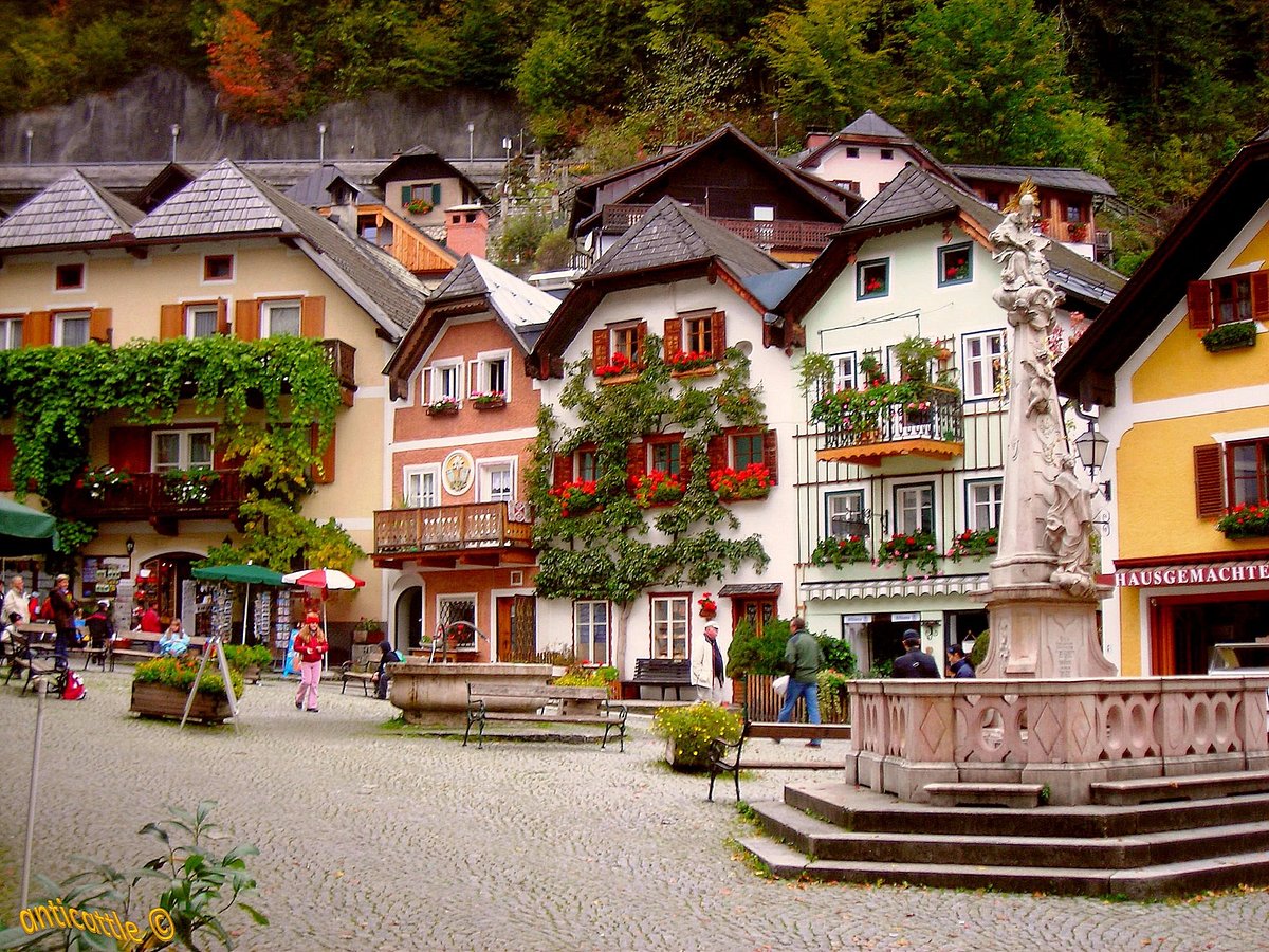 Quảng trường chợ trung tâm Hallstatt