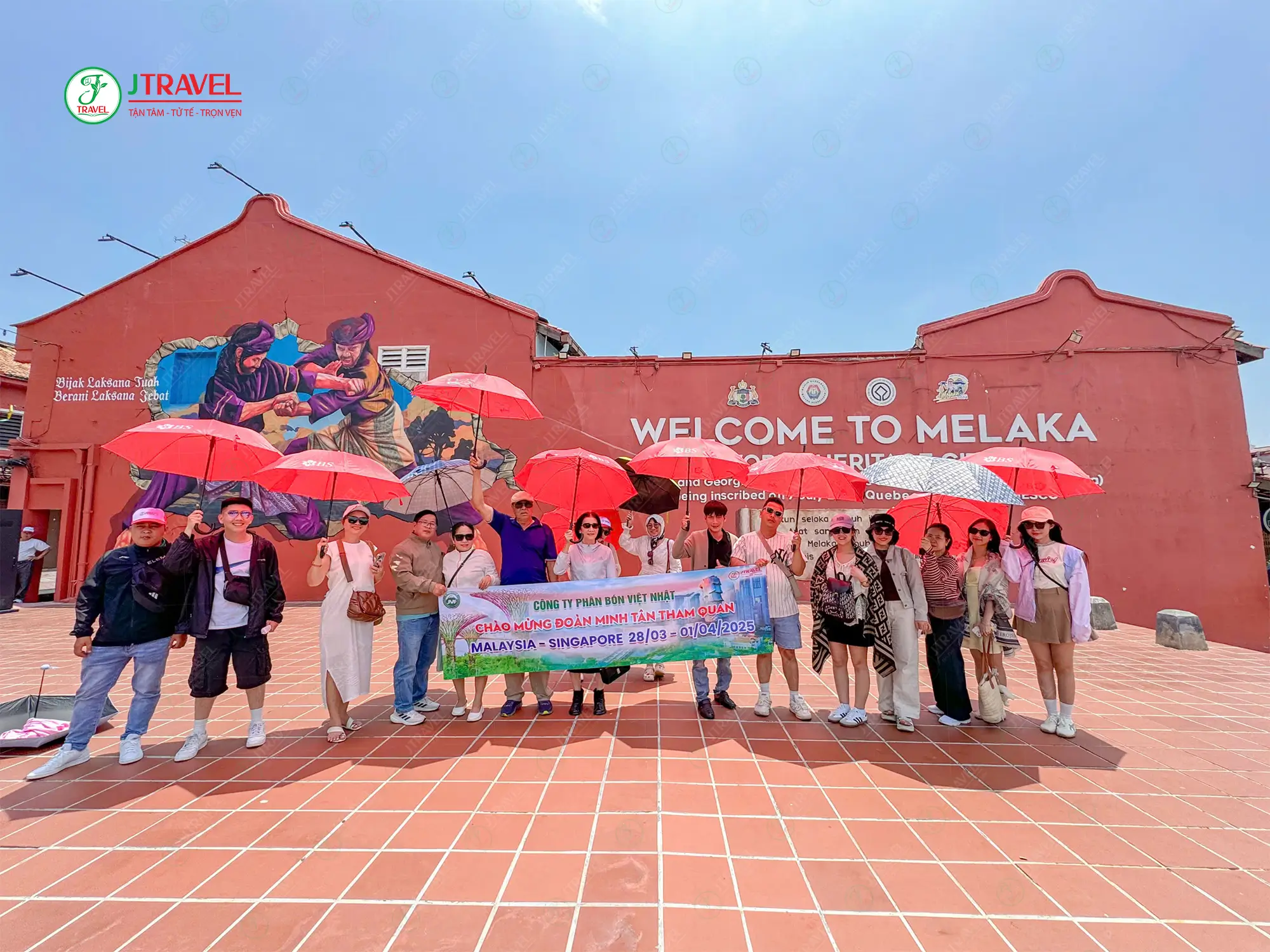 Du khách J tTravel tại phố cổ Melaka